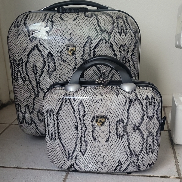 Snakeskin Pattern Travel Bag Set - Picture 1 of 13